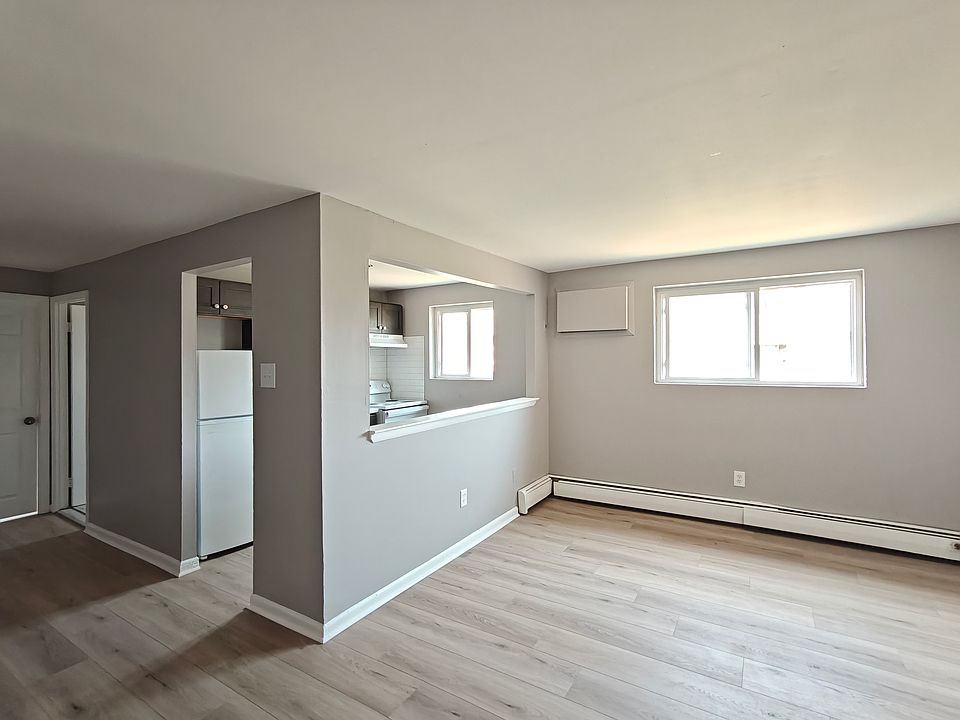 1st image of 308 Main St #C10