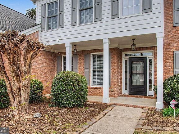 4th image of 2725 Ivy Hill Dr