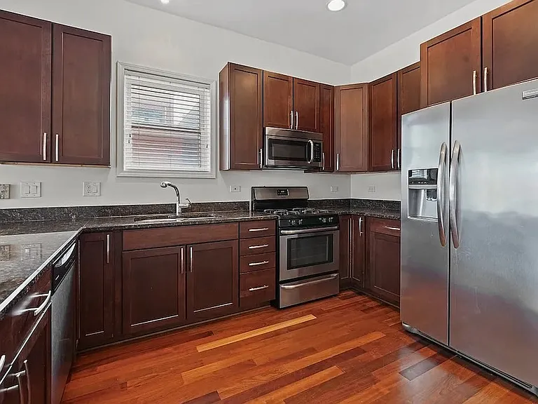 1316 N Wicker Park Ave #2 — Photo 10