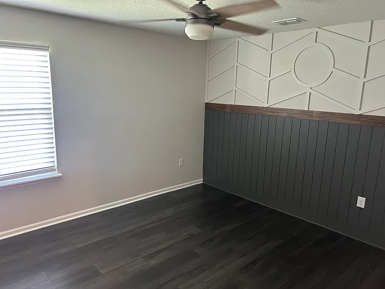 186 Granite City Ave — Photo 15
