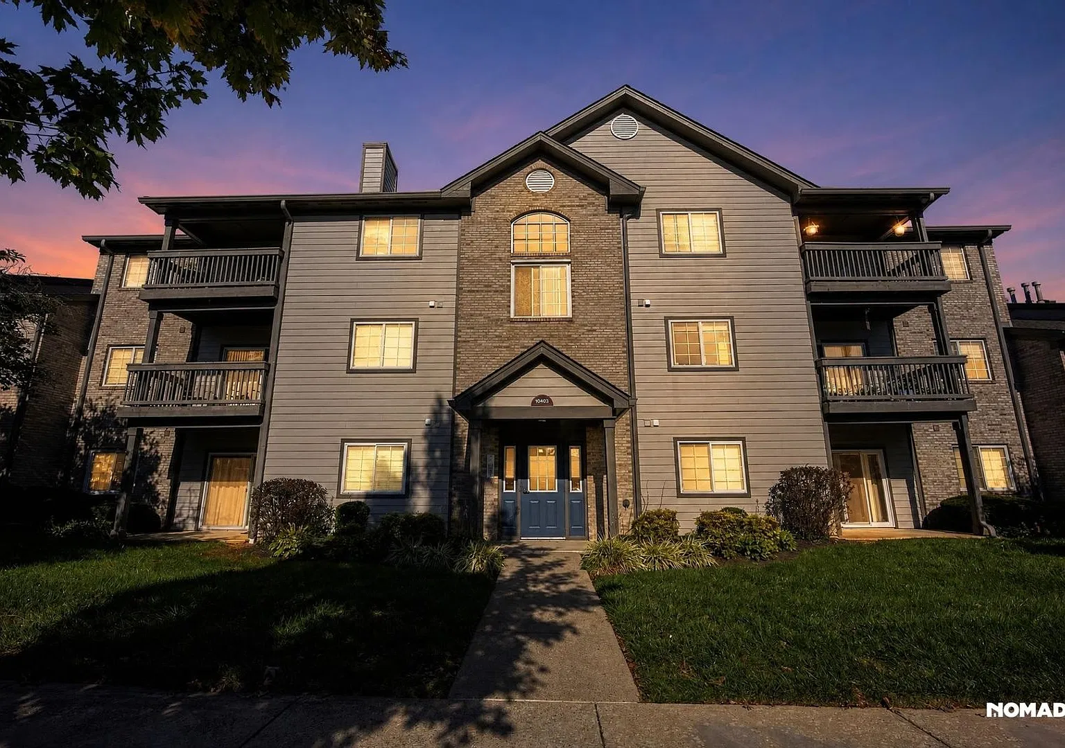 Charming 2BR Condo in Louisville — Photo 2