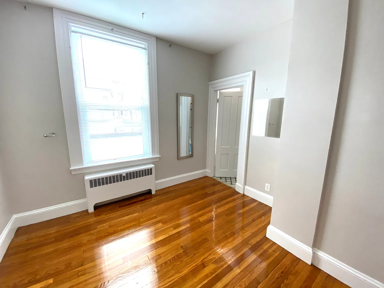 1 bed, 650 sqft, $1,785 — Photo 3