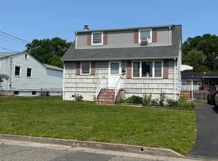 130 2nd St, Middlesex, NJ 08846