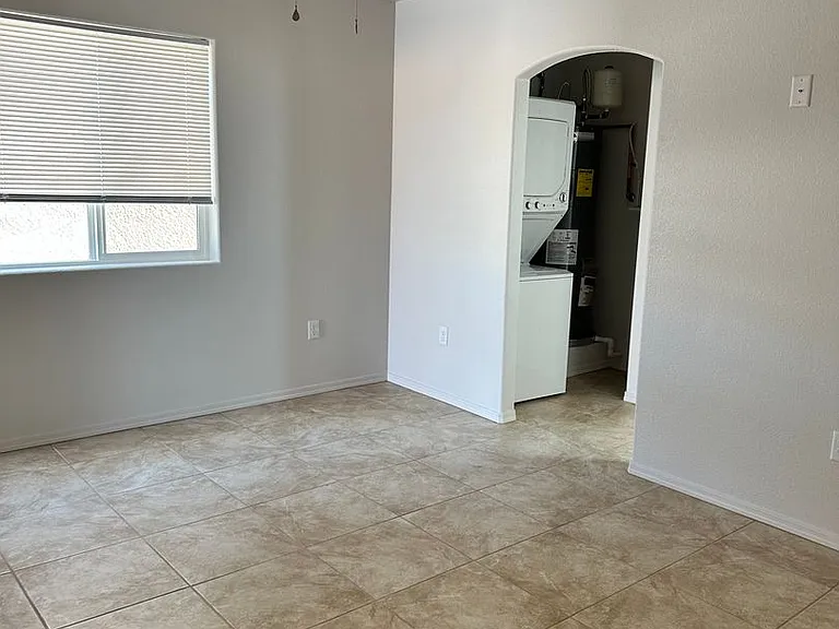 3064 Shoshone Dr #C101 — Photo 12