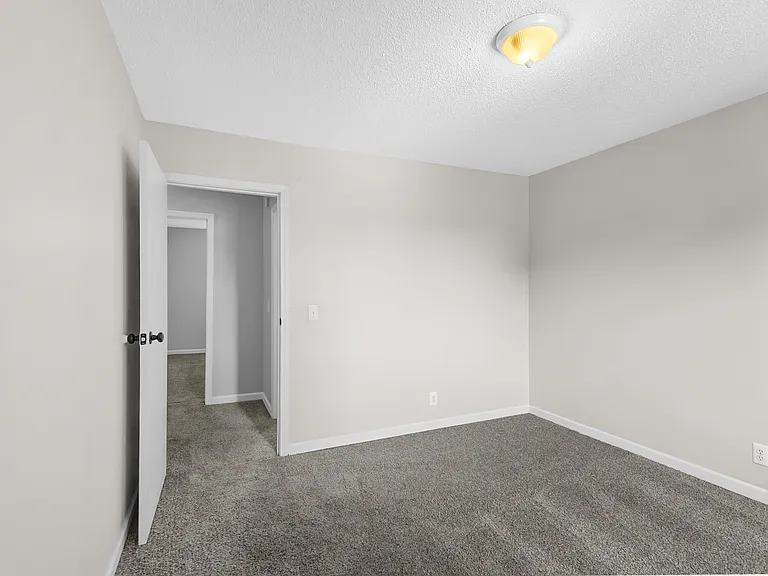 411 Williams Ave #D — Photo 19