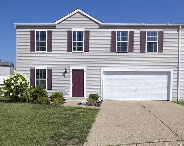 Home all updated only 7years old, 3 bedrooms 2 car garage on cul-de-sac