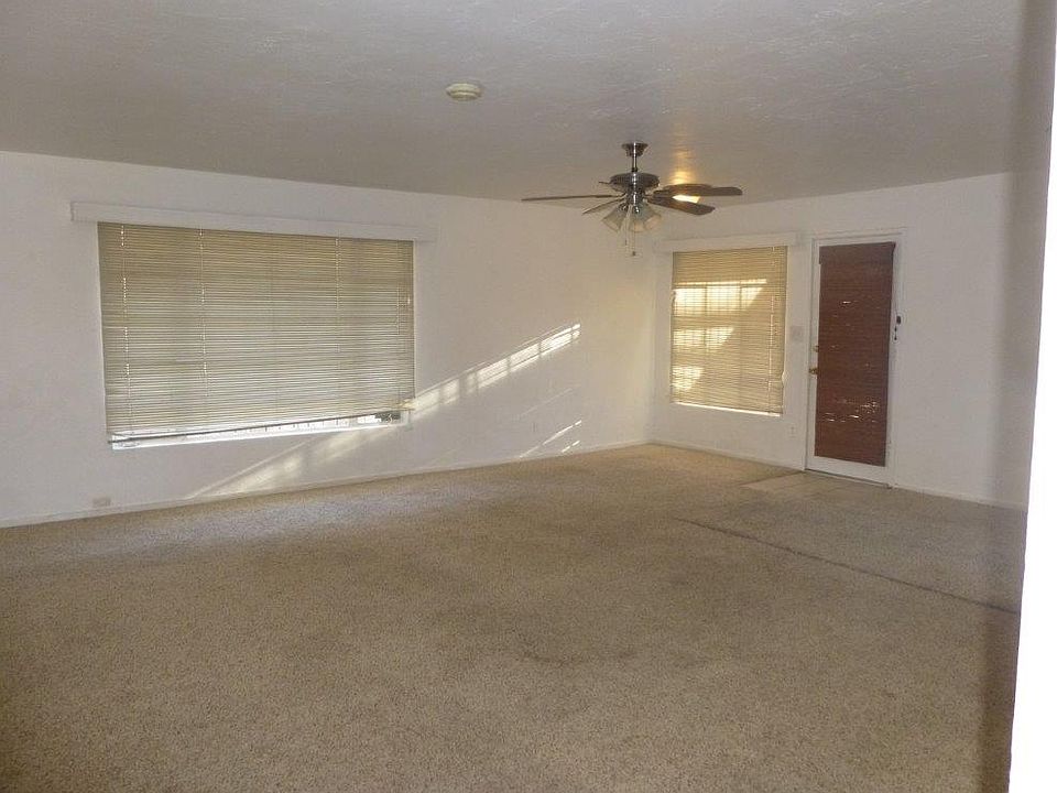 2nd image of 1629 W Glenrosa Ave
