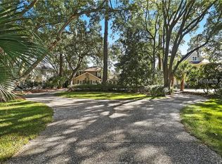 64 N Calibogue Cay Rd, Hilton Head Island, SC 29928