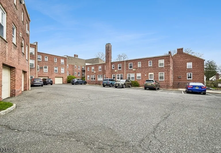 176 Millburn Ave #29 — Photo 23