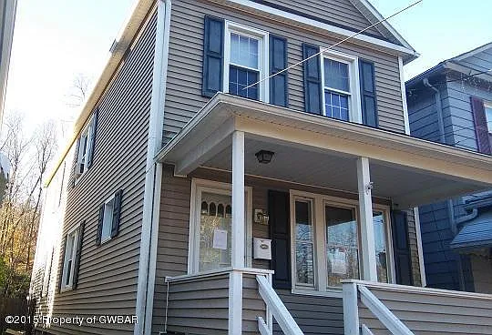 85 Schuler St photo 1