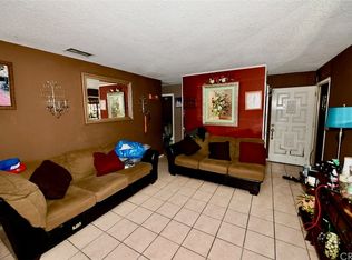 2324 10th St, Riverside, CA 92507