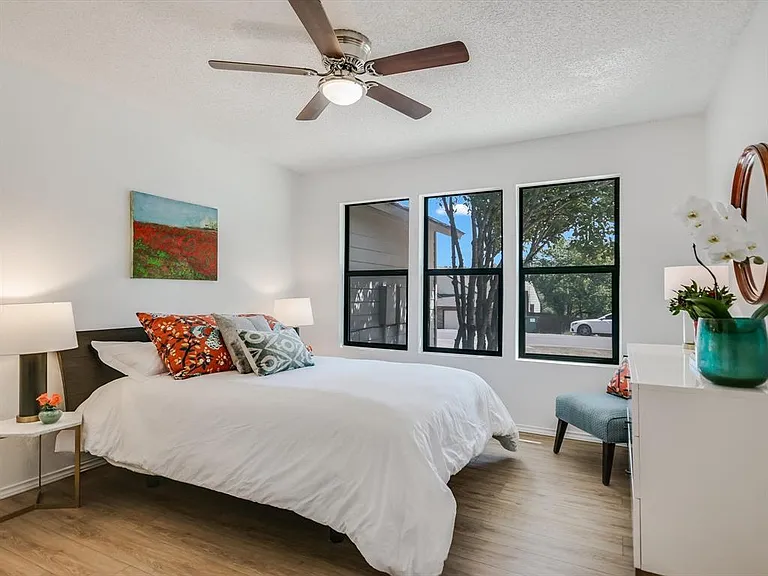 439 Sailmaster St #B — Photo 11