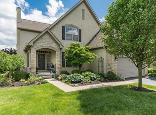 4977 Scenic Creek Dr, Powell, OH 43065