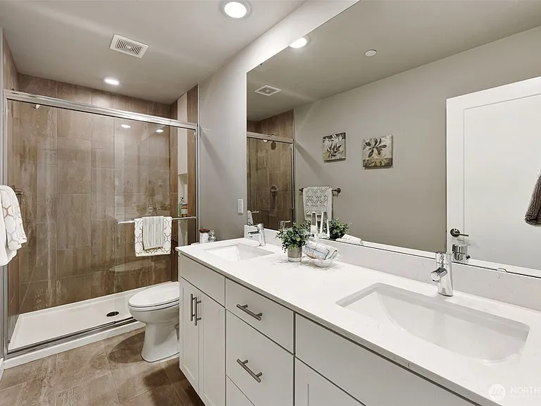 6633 NE 188th Ct #6 — Photo 30