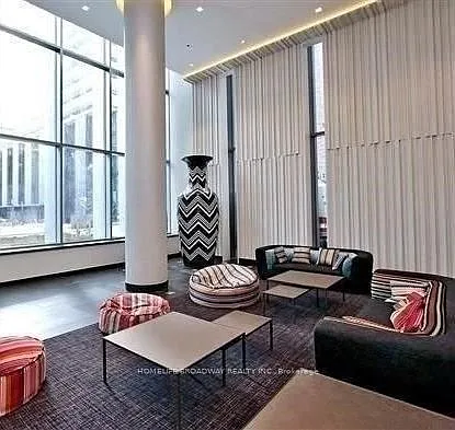 42 Charles St E #4304 — Photo 2