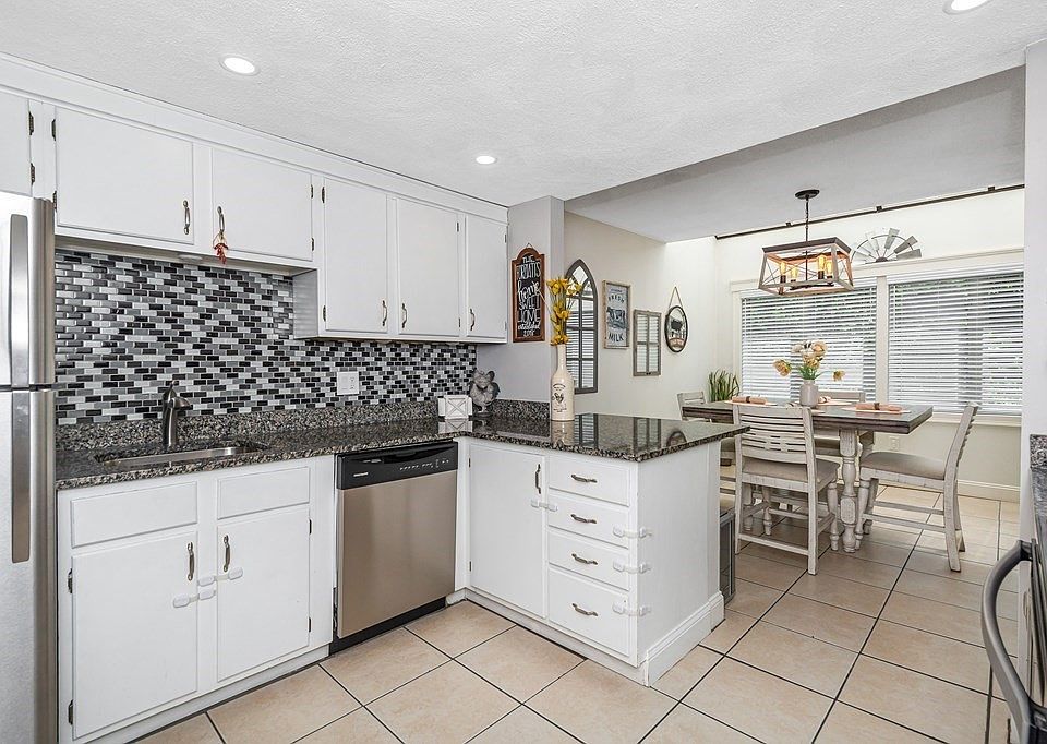 Cedar Pond Village Condominiums 1100 Salem St Lynnfield MA Zillow