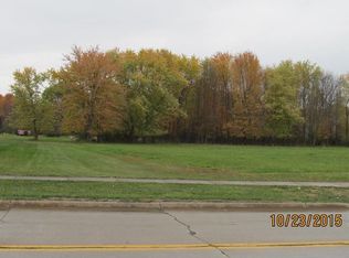 4604 Laurel Rd #R, Brunswick, OH 44212