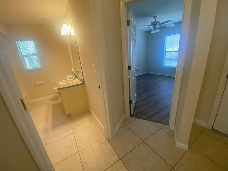 1 Ryarbor Dr #B — Photo 19
