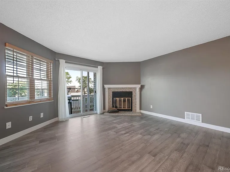 12645 E Pacific Cir #E — Photo 9