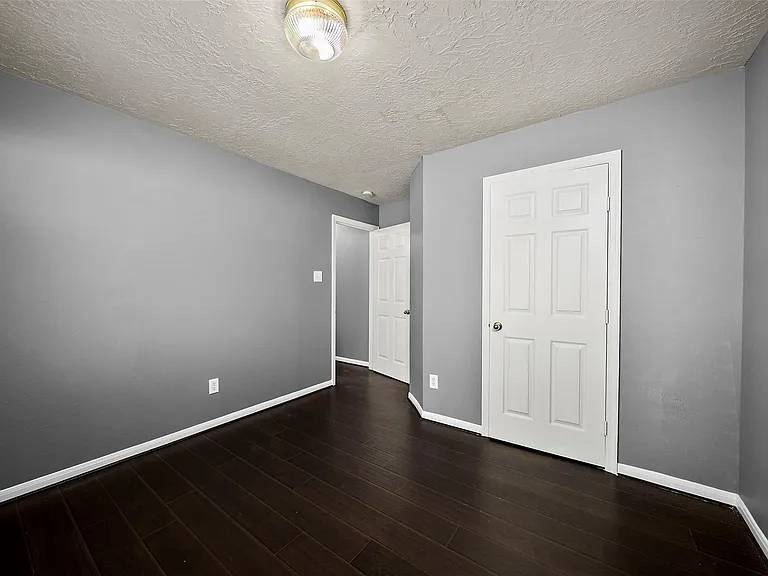 10 S Willow Point Cir — Photo 20