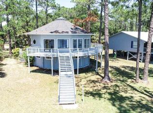 138 River Dr, Panacea, FL 32346