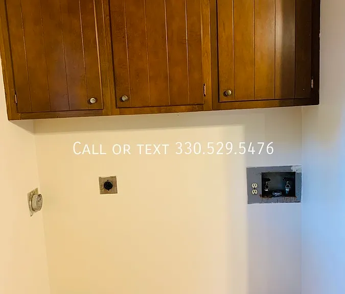 3350 Mollane St NW — Photo 6