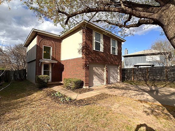 3rd image of 8604 Piney Creek Bnd