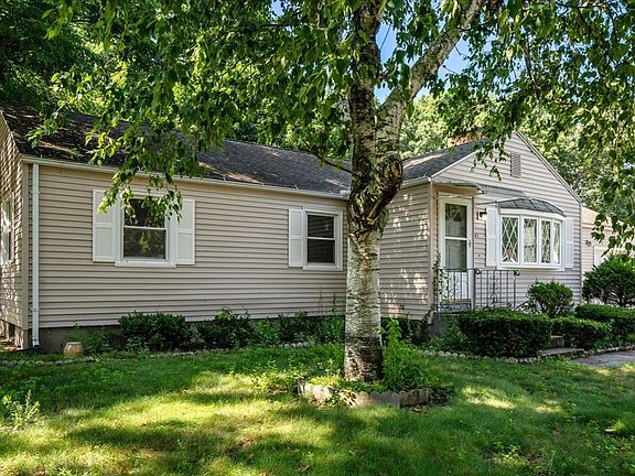 2nd image of 85 Keddy St