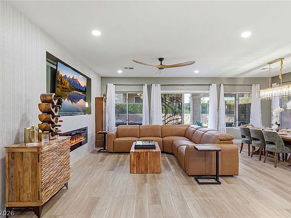 4th image of 3110 Scotts Valley Dr