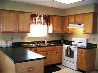 2nd image of 922 McCarrick Ct