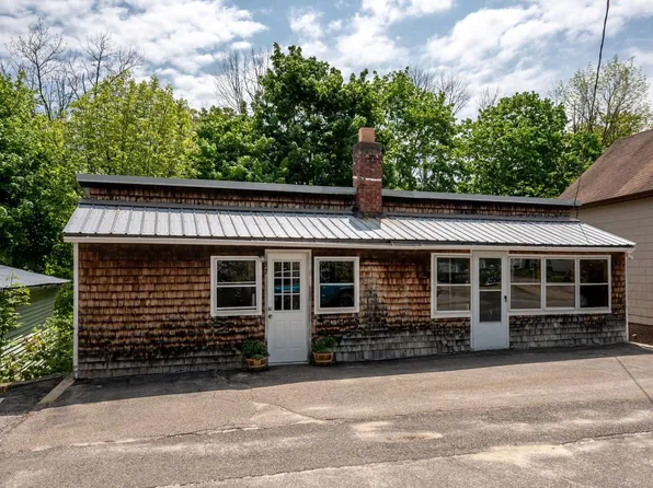 87 Charles Street, Milton, NH 03851