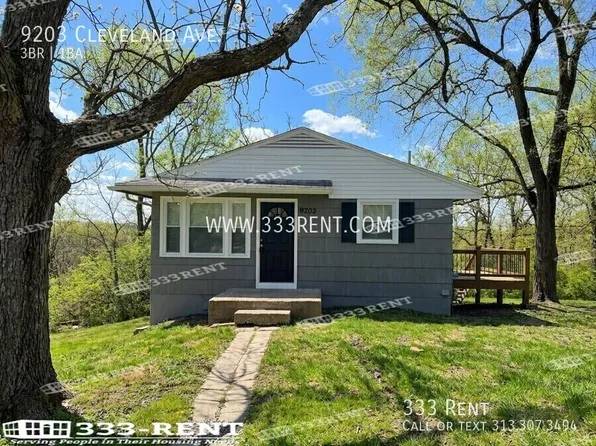 9203 Cleveland Ave, Kansas City, MO 64132