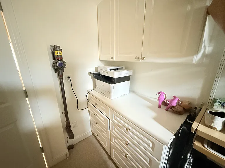 4230 Travis St #8 — Photo 37