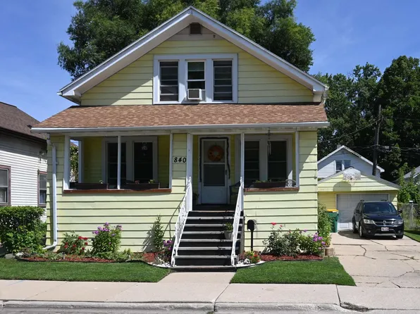 840 School Pl, Green Bay, WI 54303