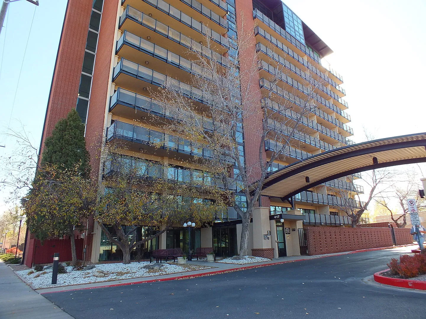 Citywalk, Short Term, Furnished — Photo 2
