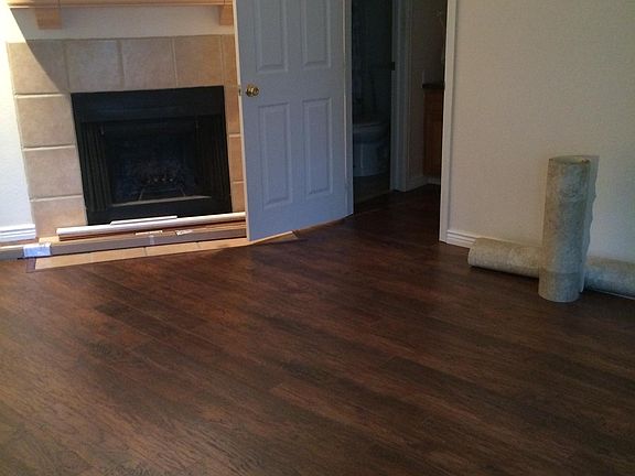 Livingroom door to second bedroom