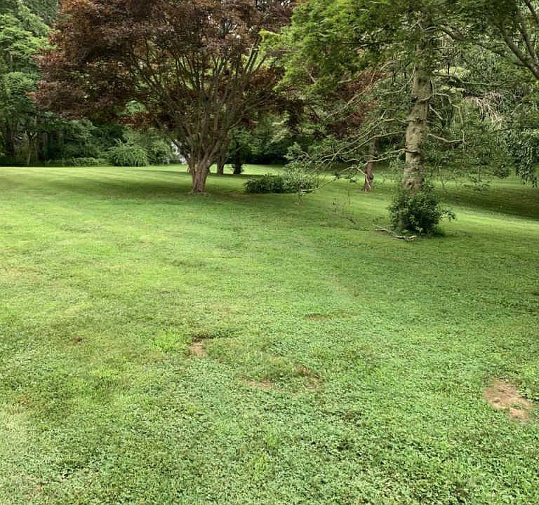 2nd image of 721 Clyde Cir