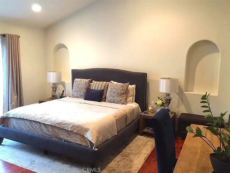 2753 Piedmont #9 — Photo 10