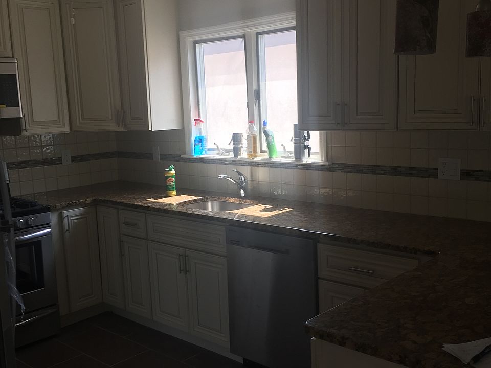 2nd image of 16011 86th St