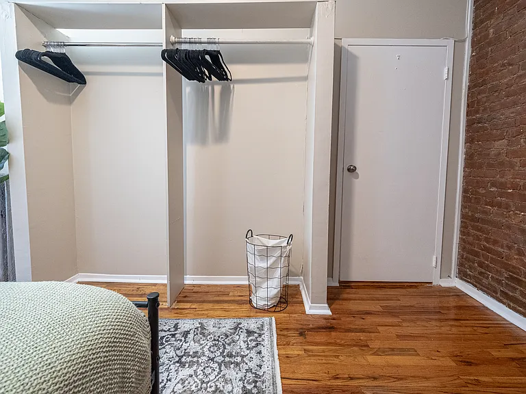 180 Claremont Ave #65 — Photo 38