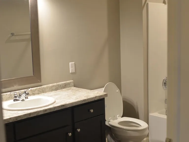 301 W Valley Rd #1 — Photo 3