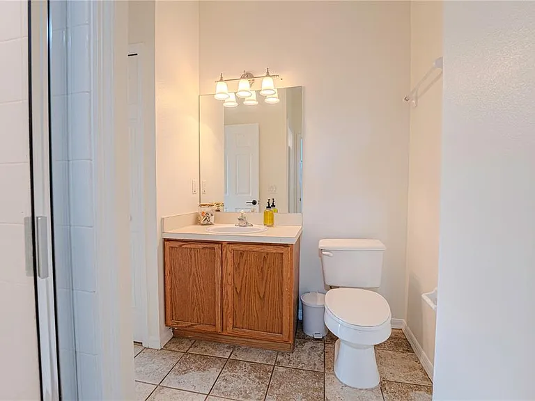 1236 N Fairway Dr — Photo 7