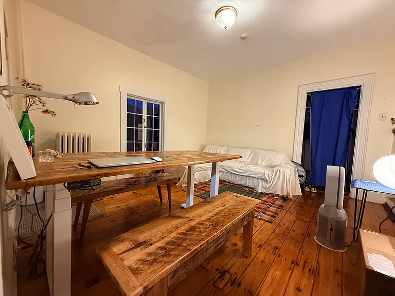 25 Inman St #2 — Photo 3