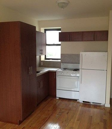 2nd image of 2423 Mermaid Ave