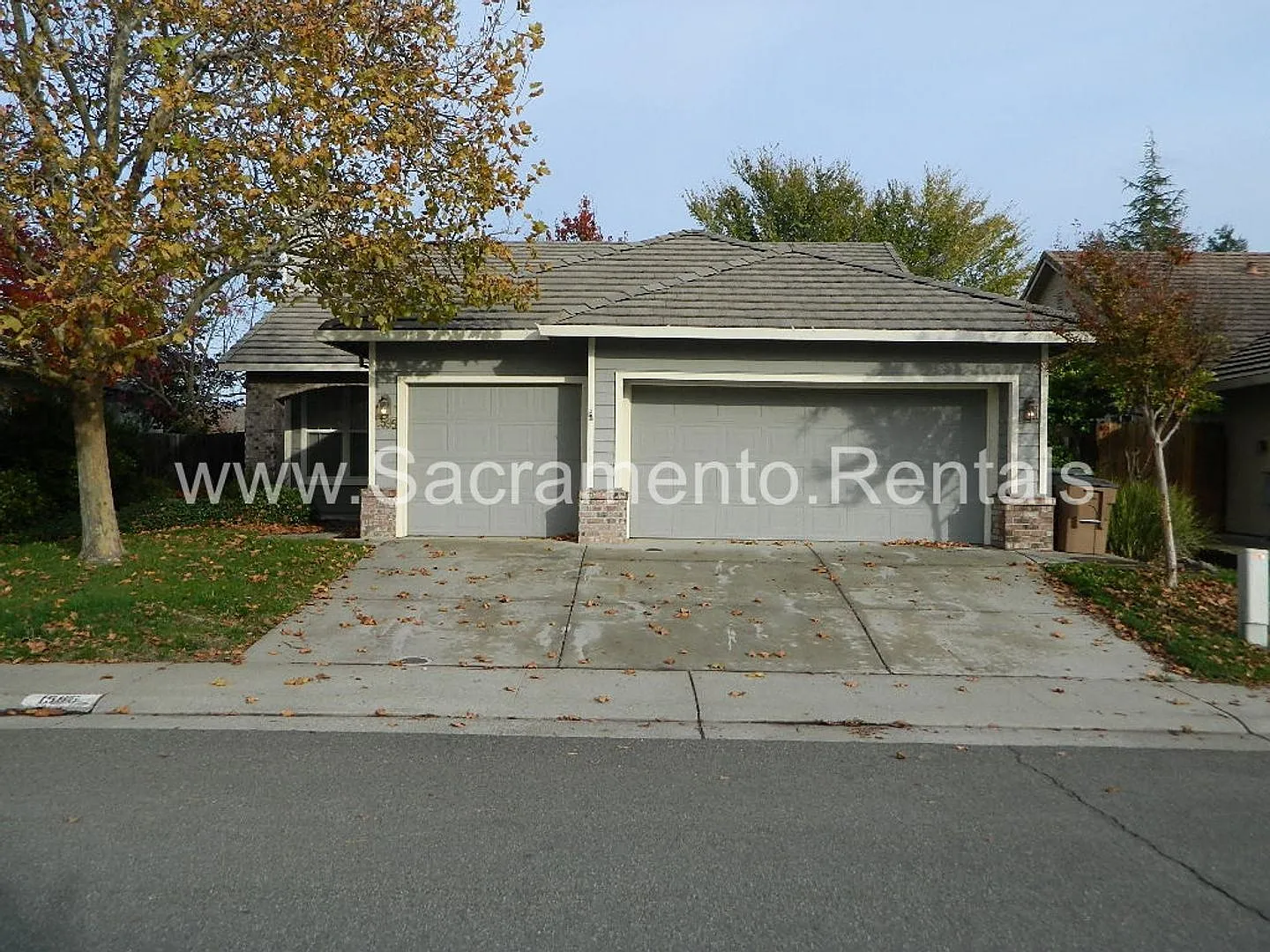 1595 Larkflower Way photo 1