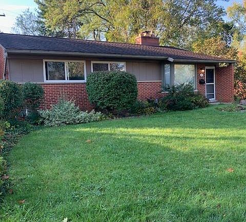 2nd image of 2021 Suffolk Ave