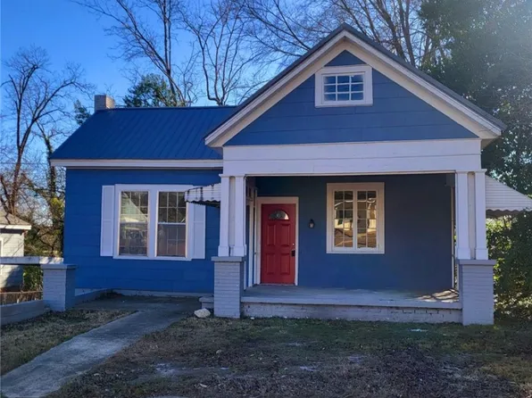 1107 1st St, Lanett, AL 36863