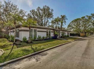 525 Lamara Way NE, Saint Petersburg, FL 33704
