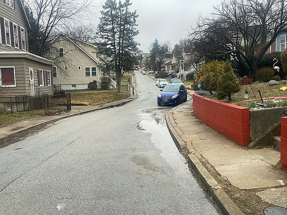 4th image of 4129 Marx Ave
