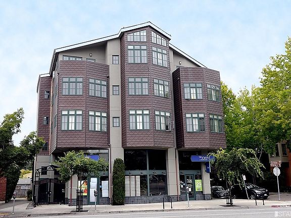 2nd image of 2628 Telegraph Ave Suite 201